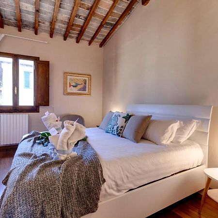 Woodie Apartment By Mamo Firenze Bagian luar foto